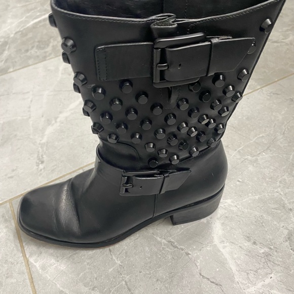 Michael Kors Bryn Bootie size 6 - Picture 6 of 6